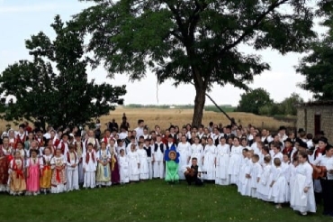 Festival dječjeg folklora „Djeca su ukras svijeta“ 