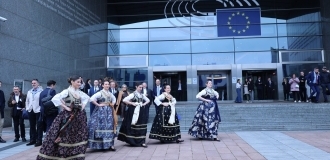 Duzijanca-u-Briselu-3-27-05-26-11-38-54.jpg