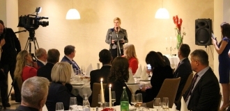 IMG_2713-13-11-19-08-06-27.jpg