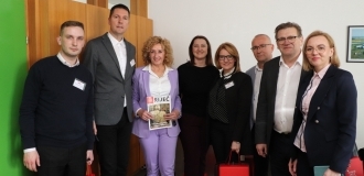 Posjet-tvornici-Vegete-(6)-31-03-23-12-06-01.JPG
