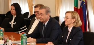 Posjet-zupanijskoj-upravi-(9)-31-03-23-12-06-36.JPG