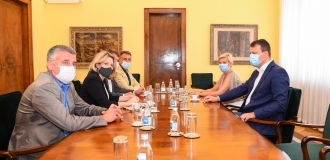 Predsednik-sastanak-sa-Hrvatskim-nacionalnim-savetom-(2)-23-07-20-13-31-10.JPG