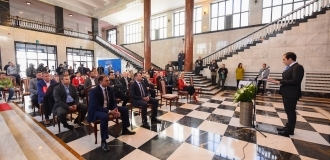 Urucivanje-ugovora-o-dodeli-sredstava-za-nacionalne-savete-nacionalnih-manjina-7-24-02-23-13-13-59.jpg