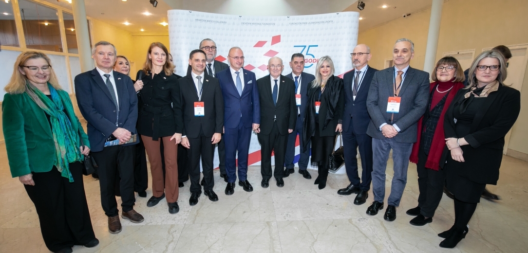 Hrvatske manjinske zajednice okupile se u Zagrebu na jubilarnom Forumu  