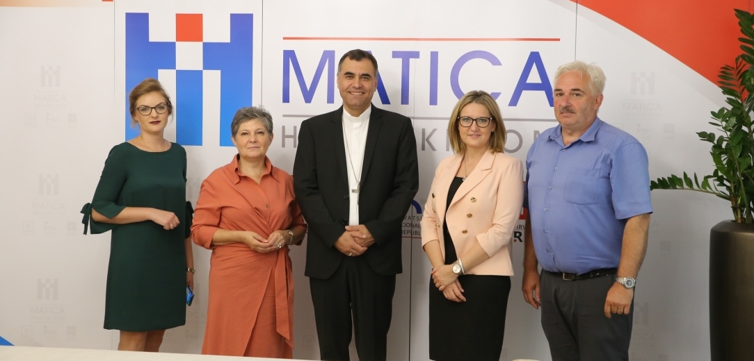 Dubrovački biskup posjetio Hrvatski dom – Maticu 