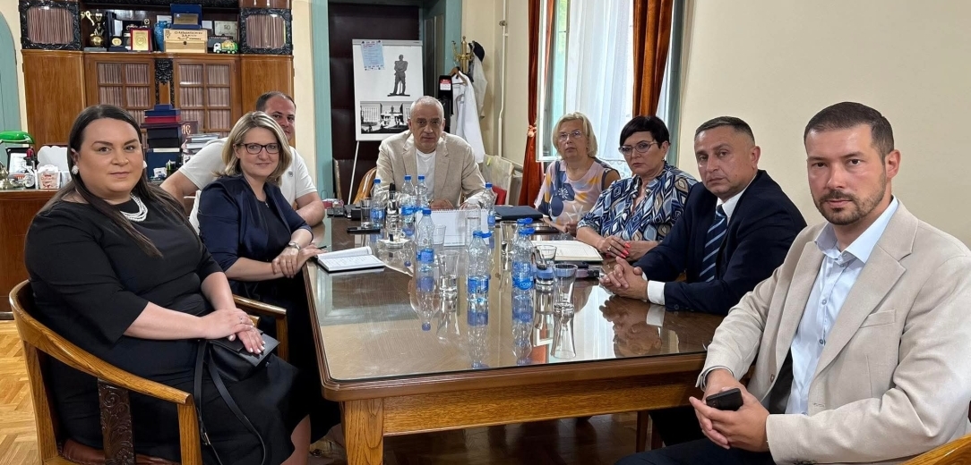 Jasna Vojnić sa gradonačelnikom Bakićem: Svak\' po korak