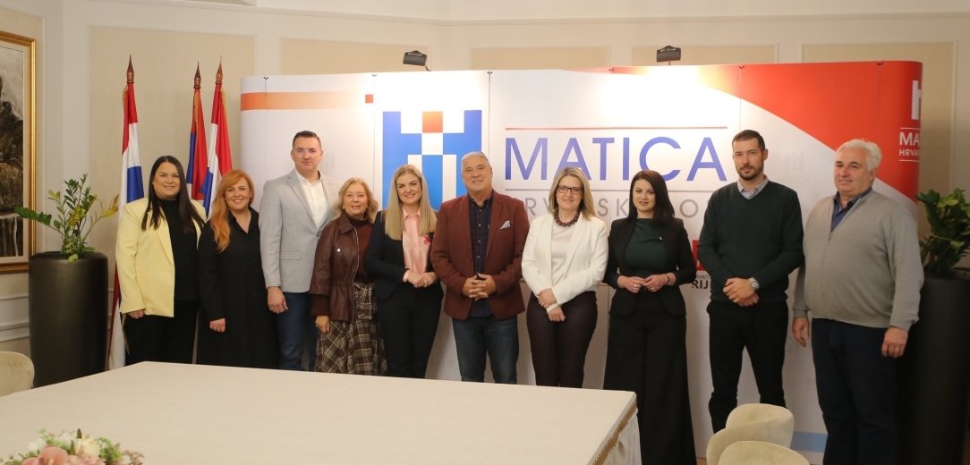 Goran Karan posjetio Hrvatski dom – Maticu uoči koncerta u Subotičkoj sinagogi