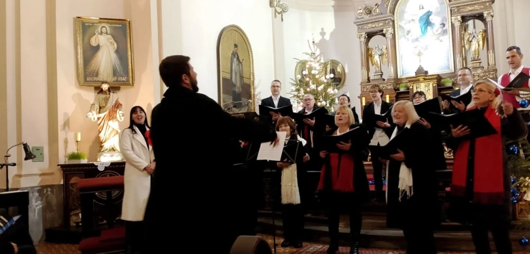 Božićni koncert zbora „Odjek“ u Zemunu