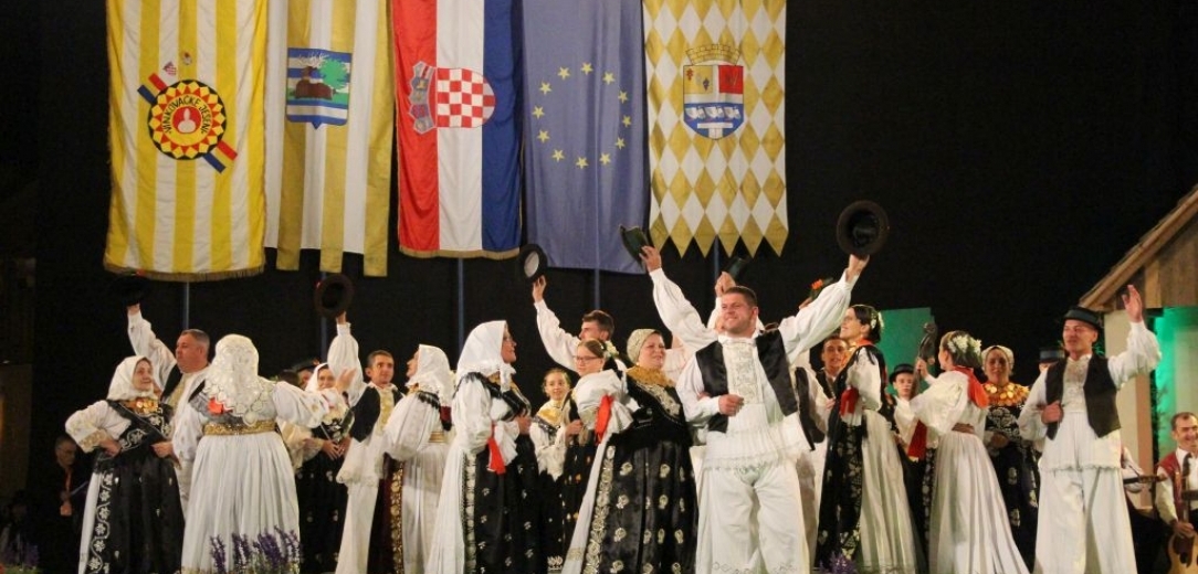 Predsjednica Vojnić nazočila manifestaciji “Vinkovačke jeseni”