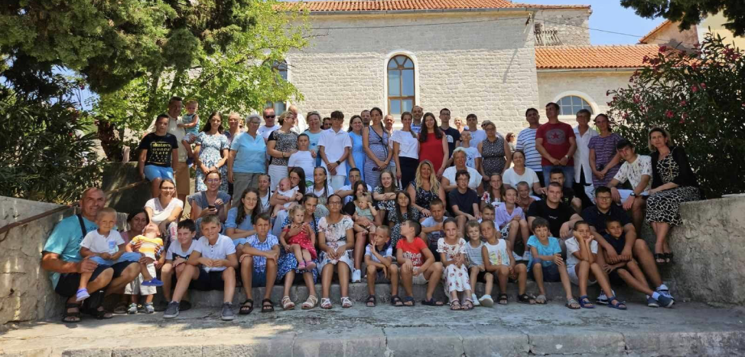 Ljetna škola hrvatskoga jezika, kulture i duhovnosti na Prviću 