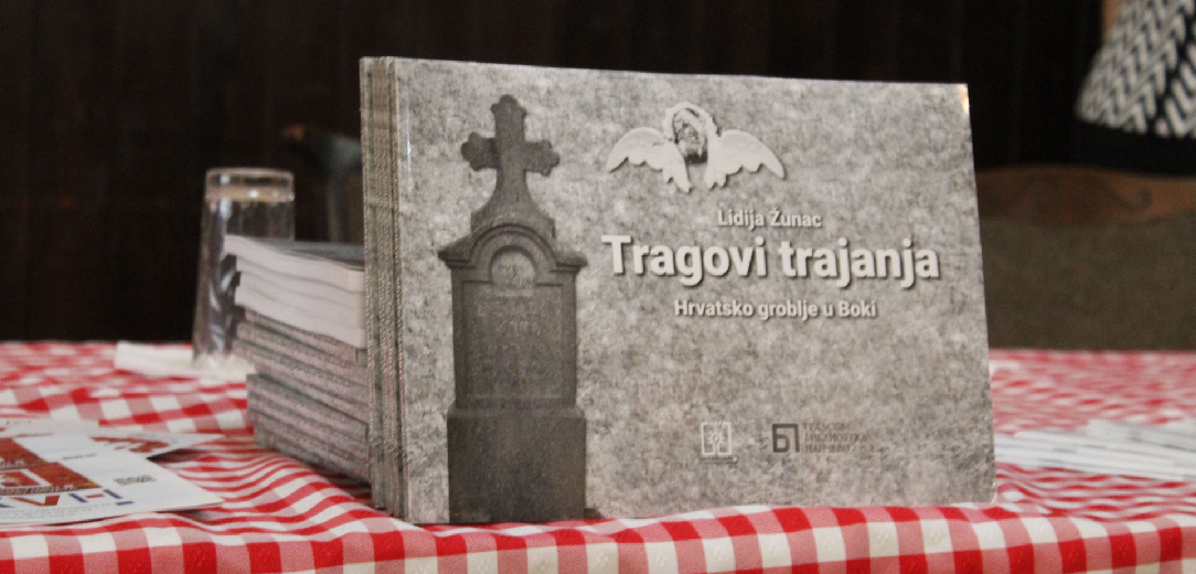Predstavljena knjiga „Tragovi trajanja – Hrvatsko groblje u Boki“