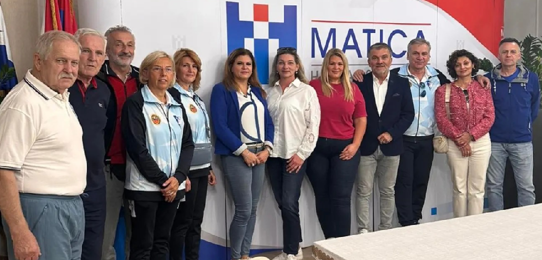 Tenisači Teniskog kluba „Vinkovci“ posjetili Hrvatski dom – Maticu 