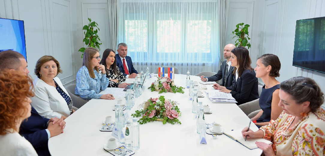 Veleposlanica SAD-a u Hrvatskoj Nathalie Rayes u službenom posjetu Hrvatskom nacionalnom vijeću u Republici Srbiji