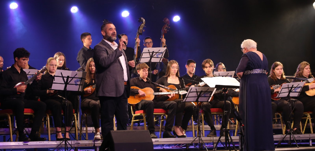 Tamburaški troplet vojvođanskih Hrvata