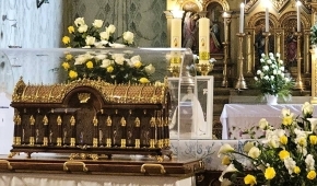 Relikvije sv. Male Terezije okupile vjernike u somborskom karmelu  