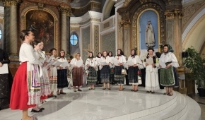Održan Međunarodni marijanski pučki festival u Monoštoru