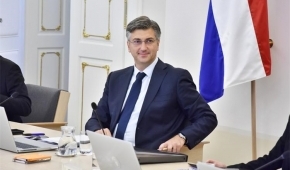 Plenković: Hrvatska stoji iza Hrvata u Srbiji 