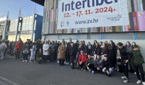 Učenici srednjih škola na „Interliberu“
