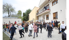 Uskrsni paketići za školarce