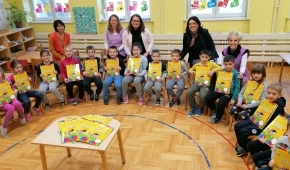 Didaktički materijal za pripremni predškolski program stigao u ruke predškolaca