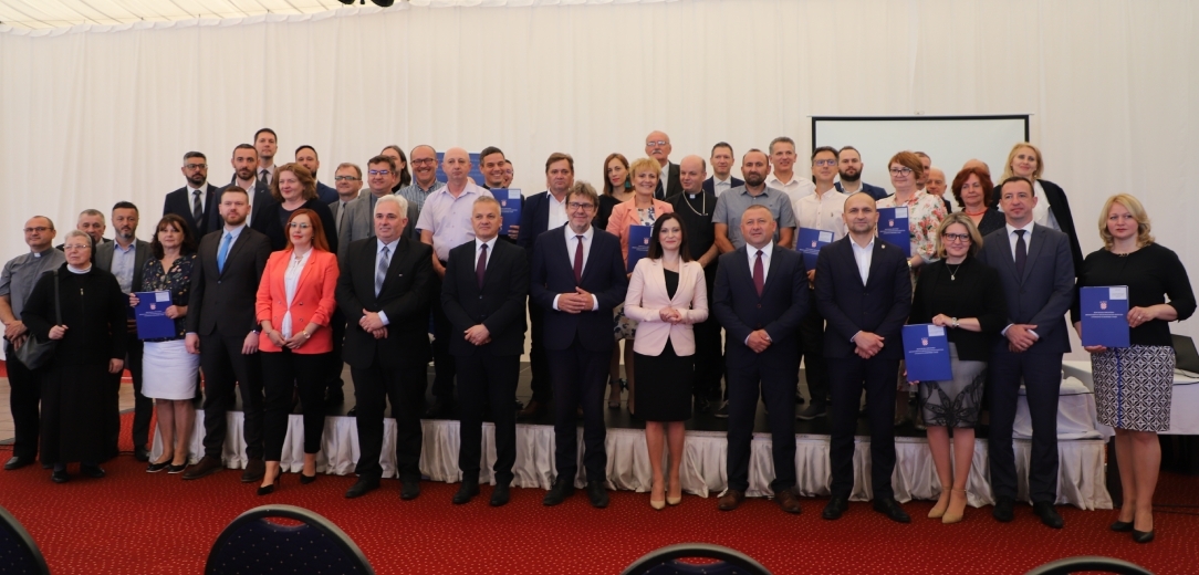Svečano uručeni ugovori projekata vrijednih 3 milijuna kuna