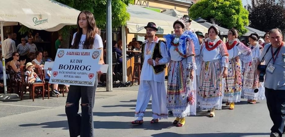 56. Đakovački vezovi