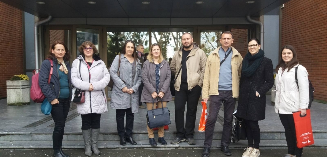 Ovogodišnja grupa polaznika lektorata na predavanju u Novom Sadu
