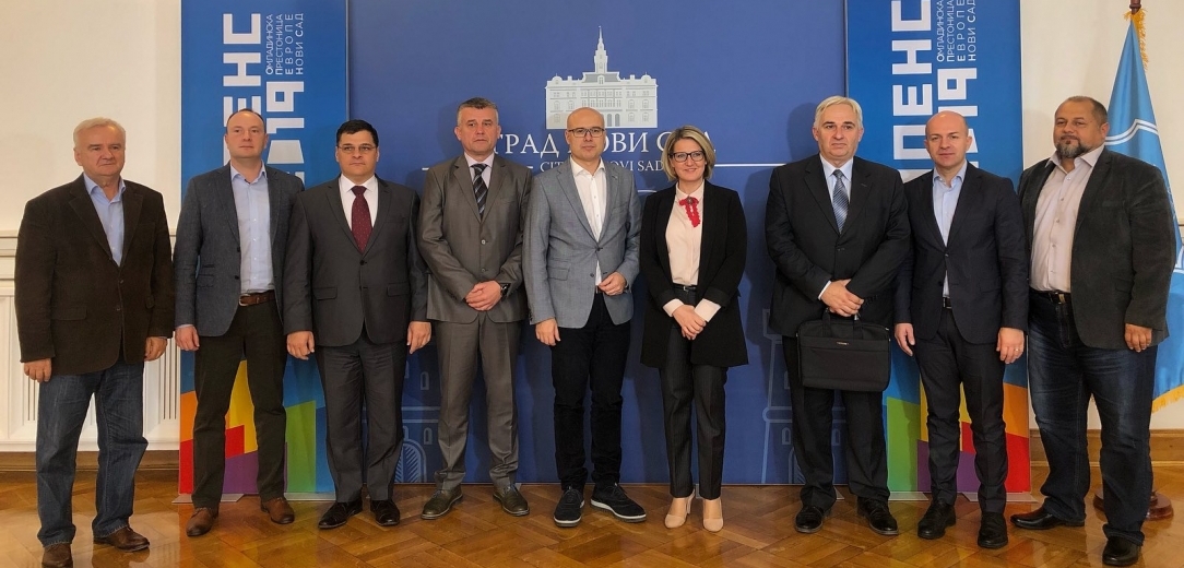 Delegacija HNV-a u posjetu gradonačelniku Novog Sada